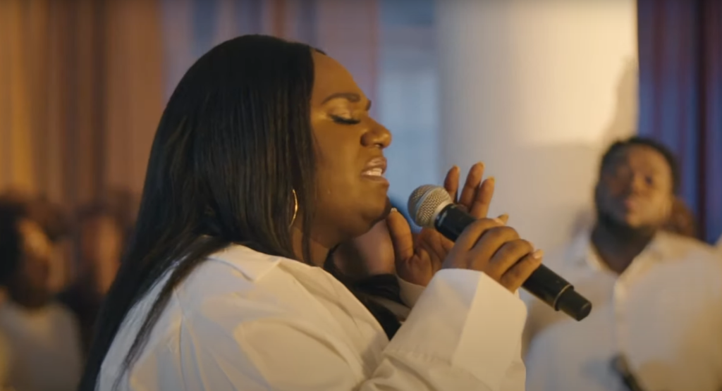 Naomi Raine - Sing Hallelujah